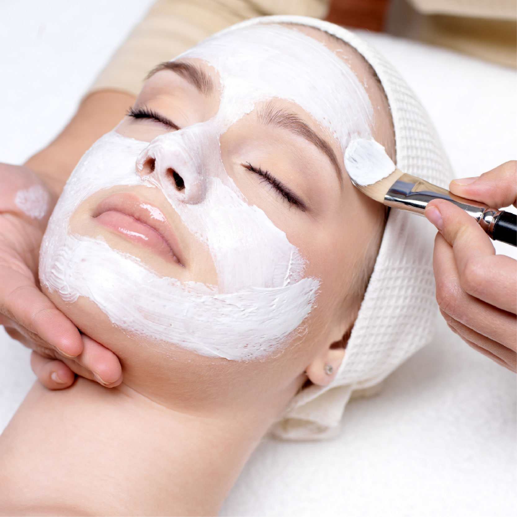 Full Face Waxing (Peel Off Wax)